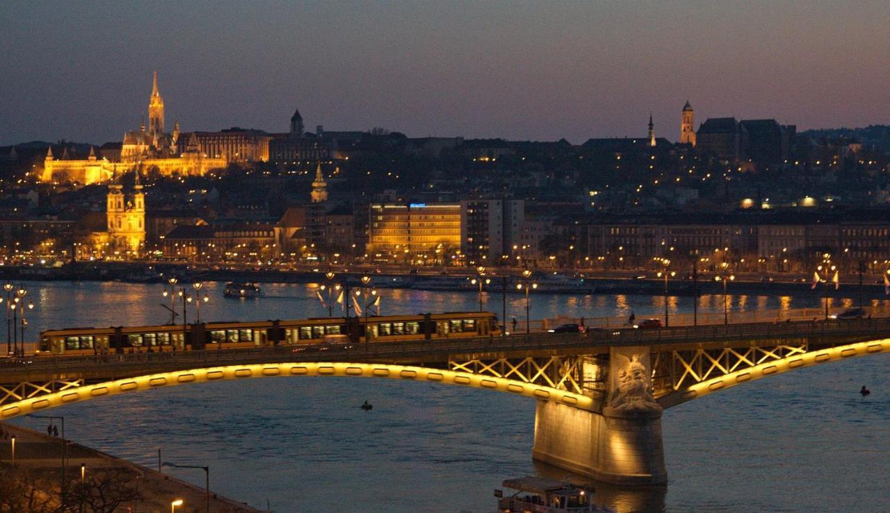 High End Budapest In The City Center Luaran gambar
